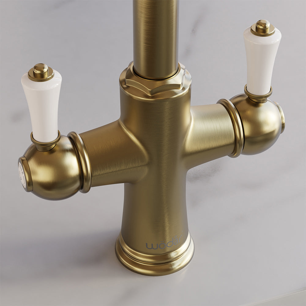 Knightsbridge Traditional 4 in 1 Pull Out Brushed Brass White Handle Boiling Hot Water Tap